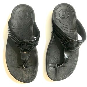 Fitflop classic black slide on sandals size 5